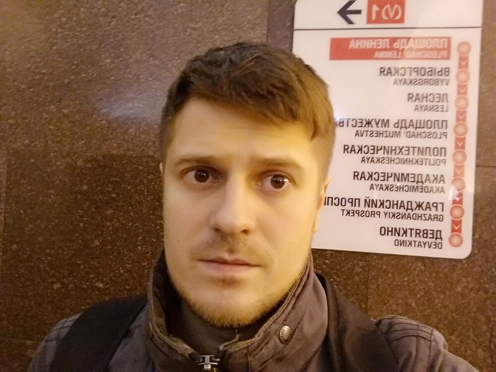  21304581  , 27 ,    