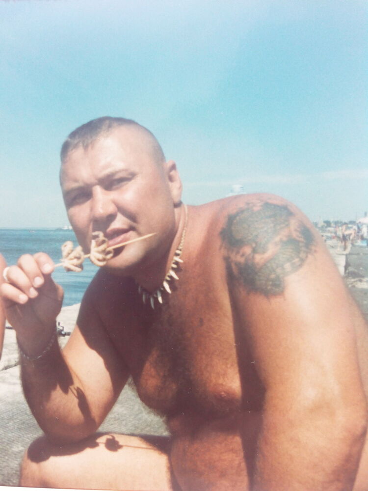  5607541  Goliaf, 51 ,    