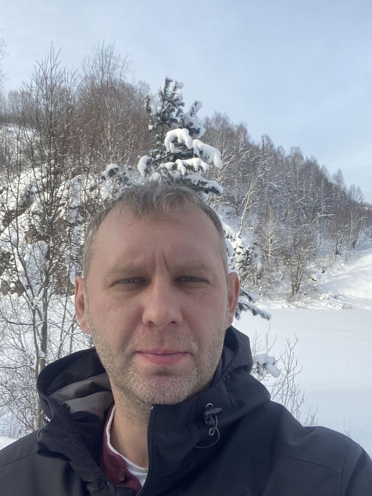  ,   Pavel, 40 ,   ,   