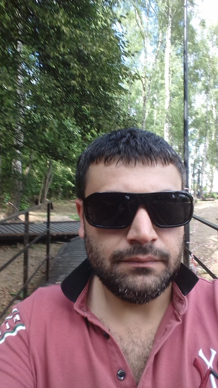  ,   Sarkis, 40 ,   ,   