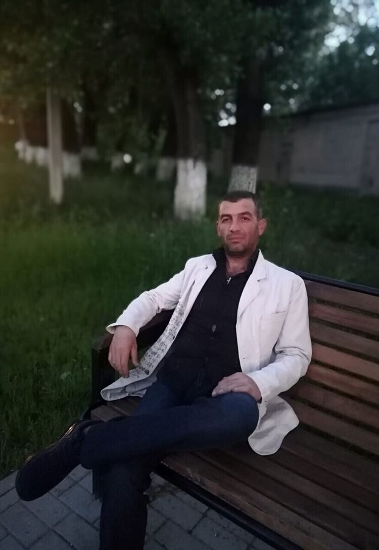  20416941  , 44 ,    