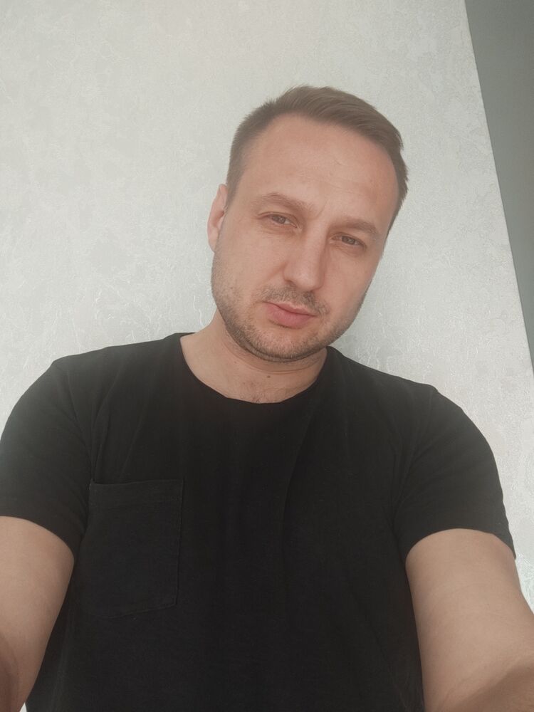  42568041  , 40 ,    