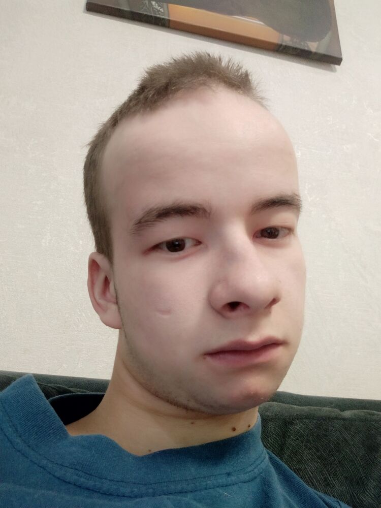  40503581  , 21 ,    