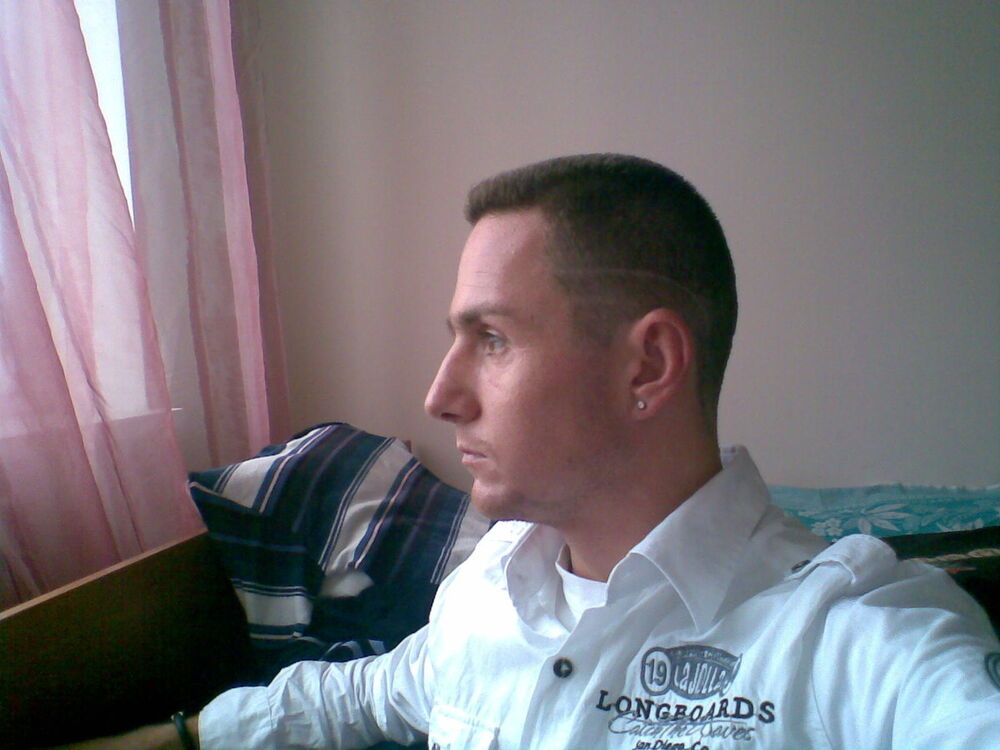  10178081  Mihail, 45 ,    
