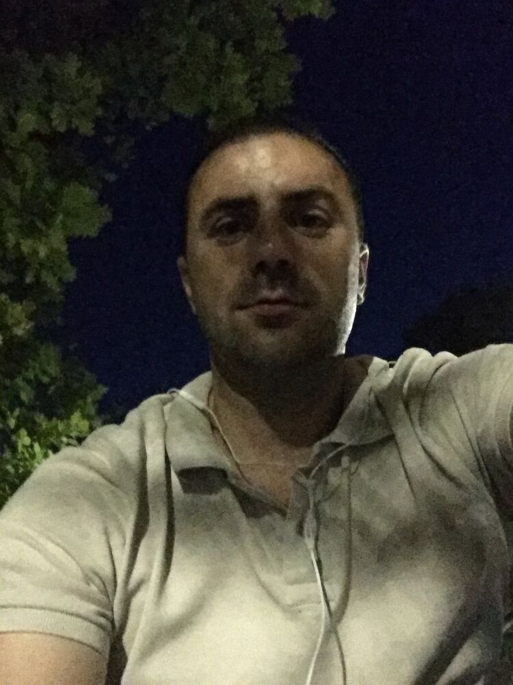  18424381  Alexandr, 38 ,     