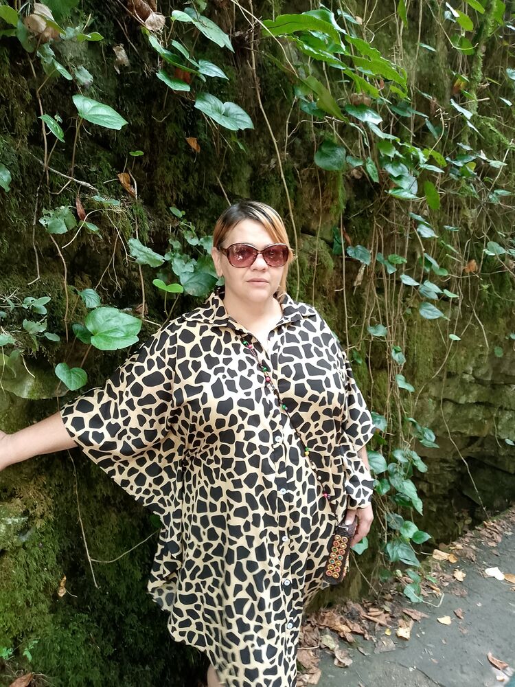  53421061  Anna, 36 ,    