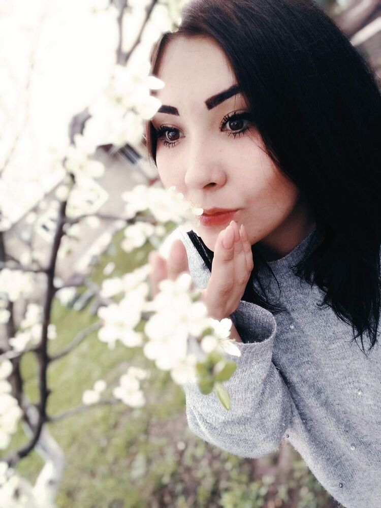  25421141  Sasha, 32 ,    