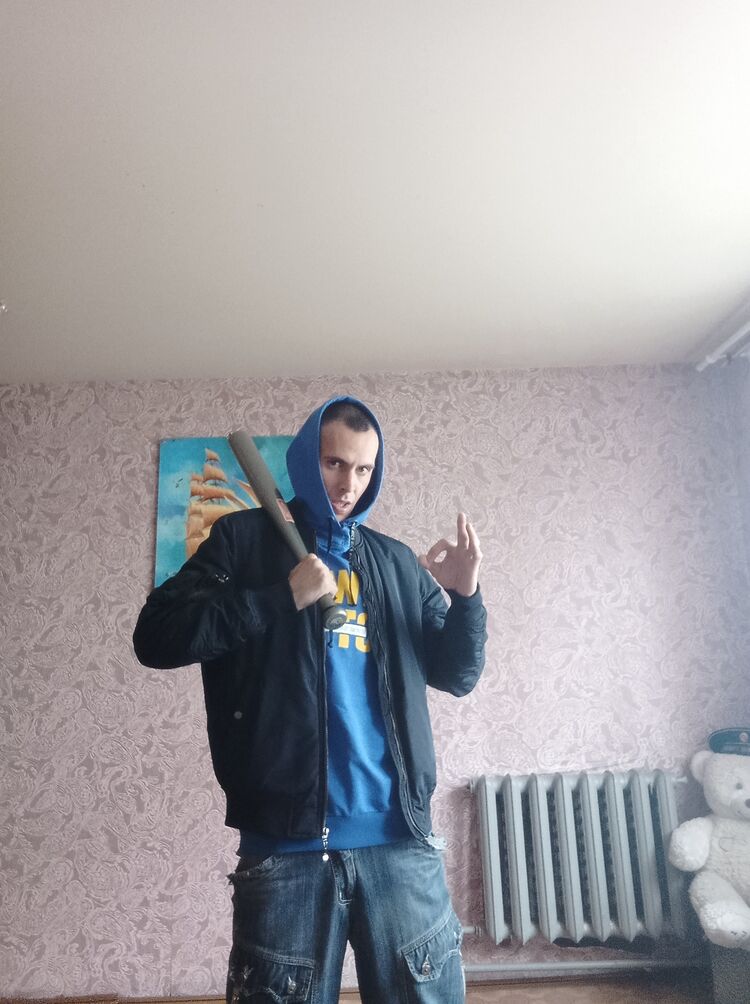 38418261  , 33 ,    