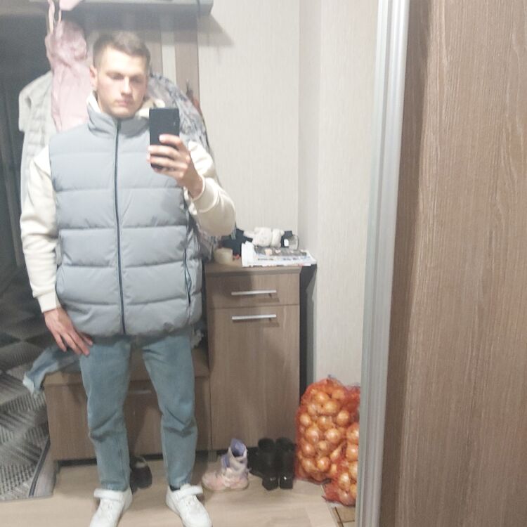  44796051  , 24 ,    