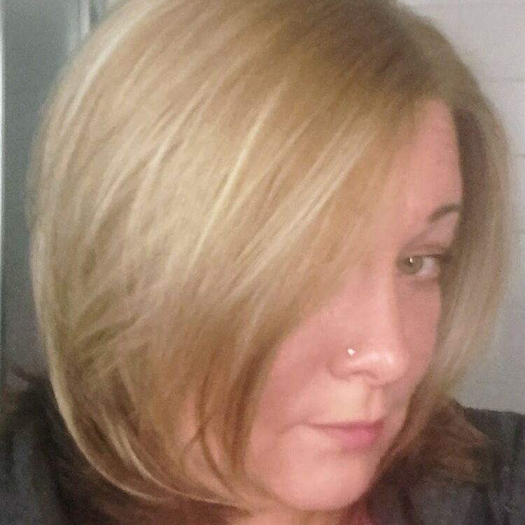  9496191  Elena, 46 ,    