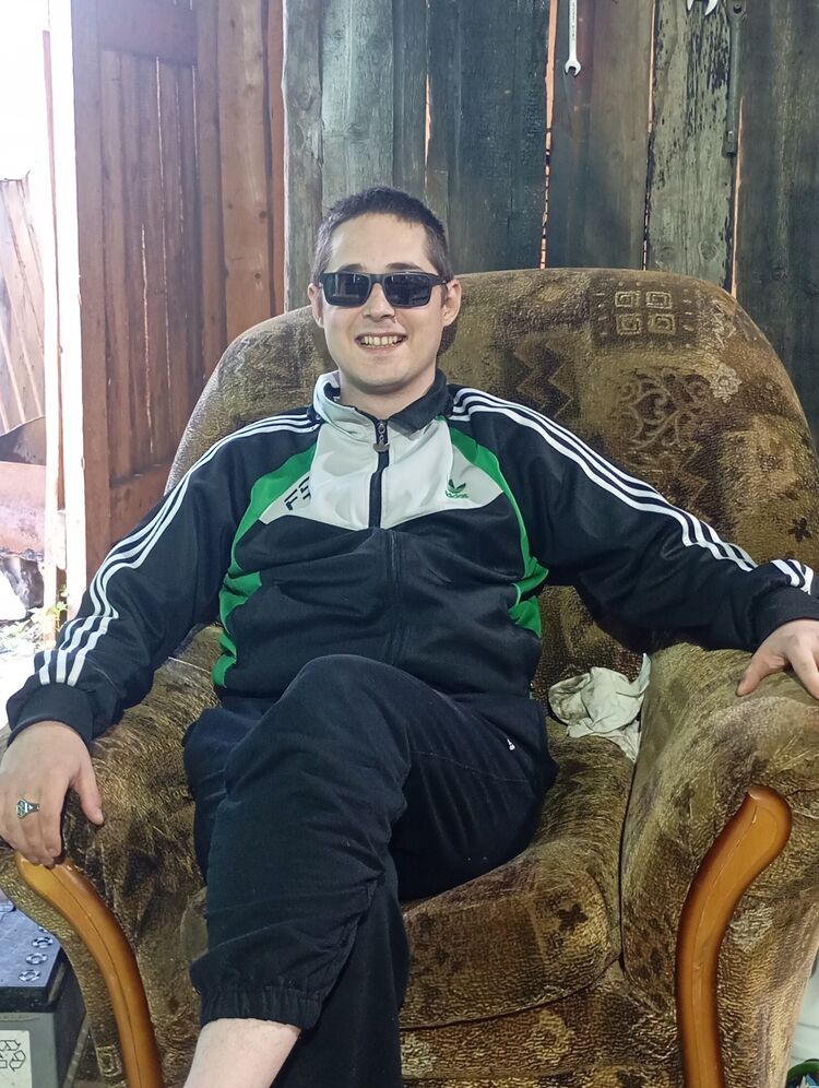  52905261  Lyokha, 24 ,    