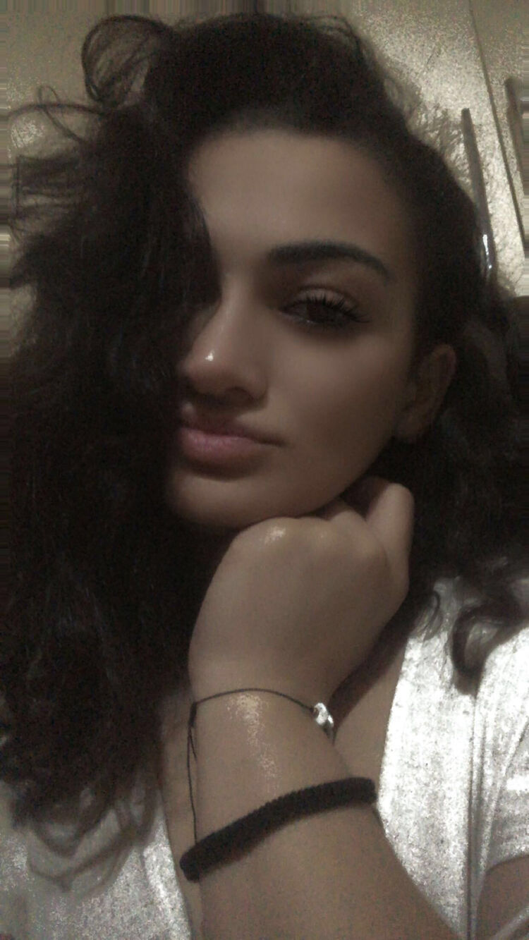  ,   Ayten, 29 ,   ,   