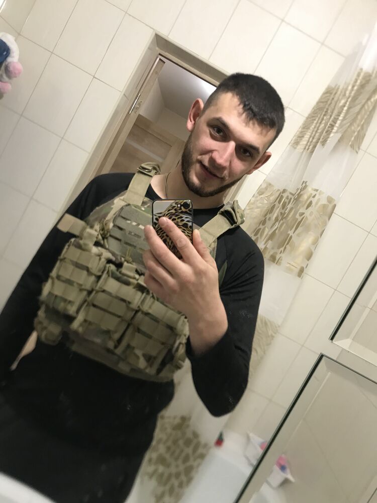  33045071  , 26 ,    