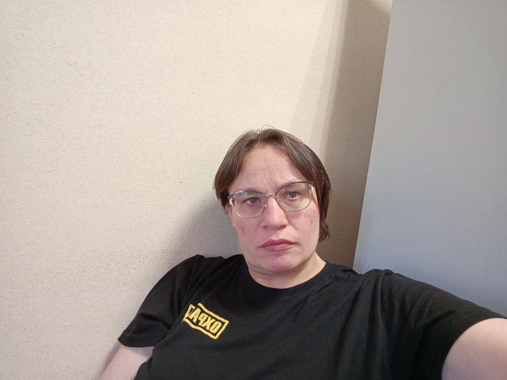  46177861  , 41 ,    