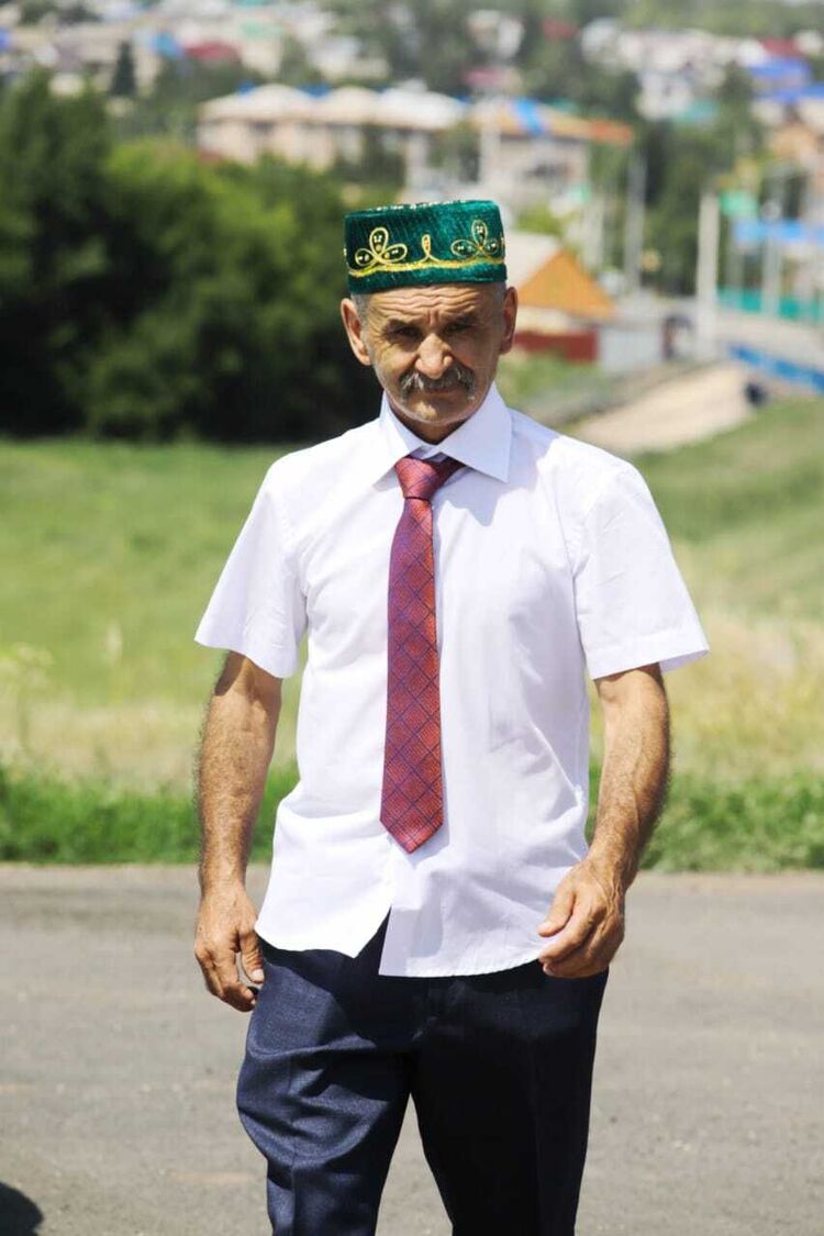  38447731  , 57 ,    