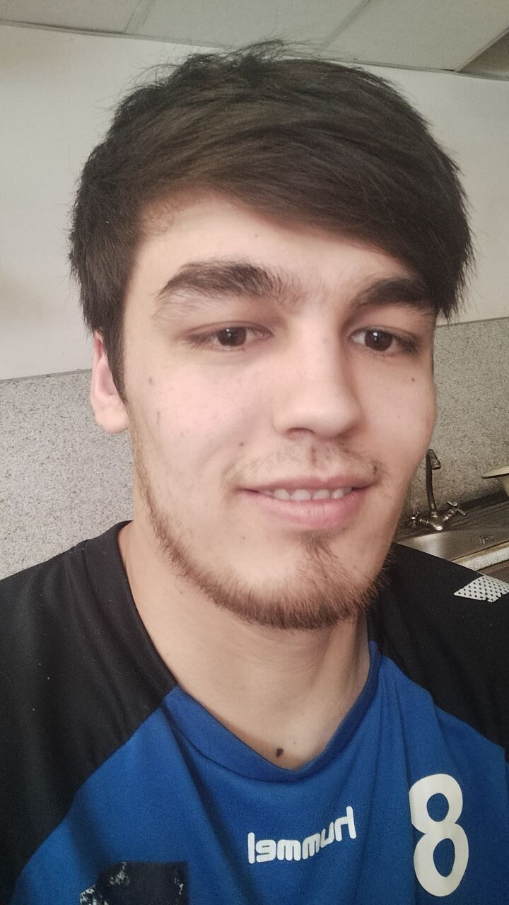  42907321  , 22 ,    
