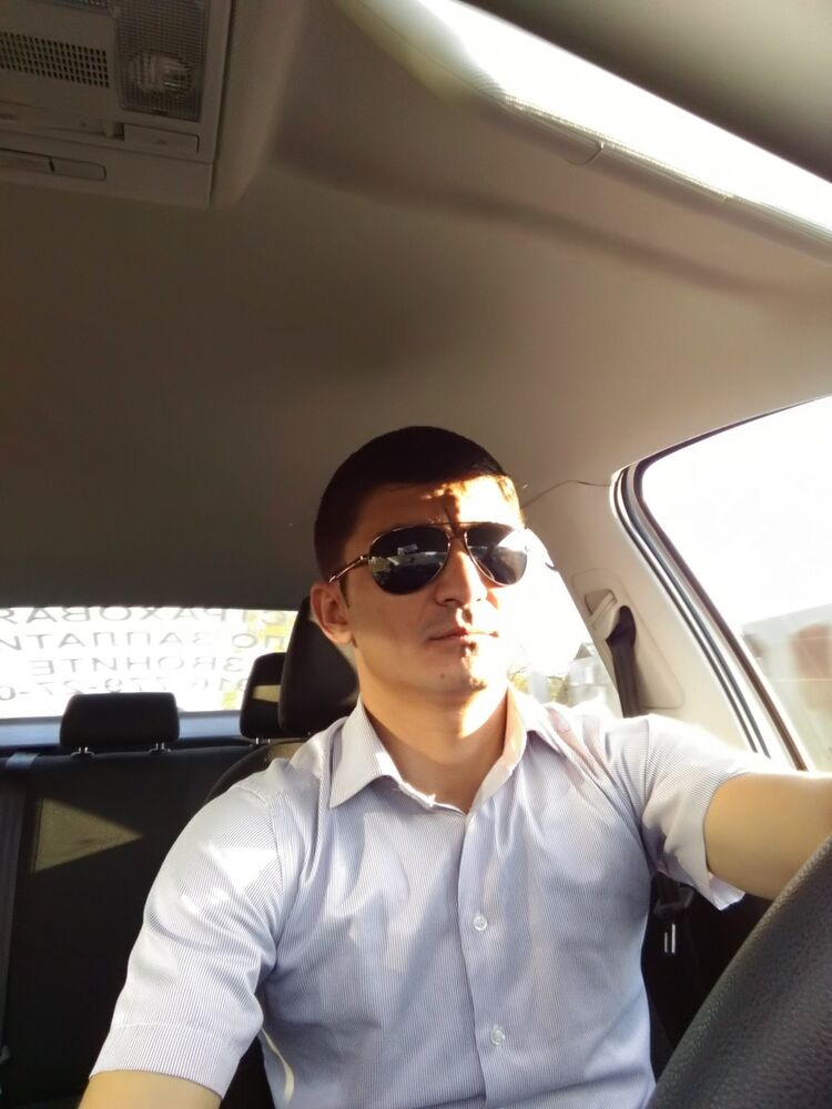  ,   Uma, 41 ,   ,   , c 