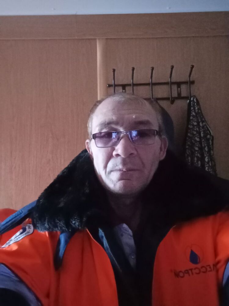  53921611  , 51 ,    