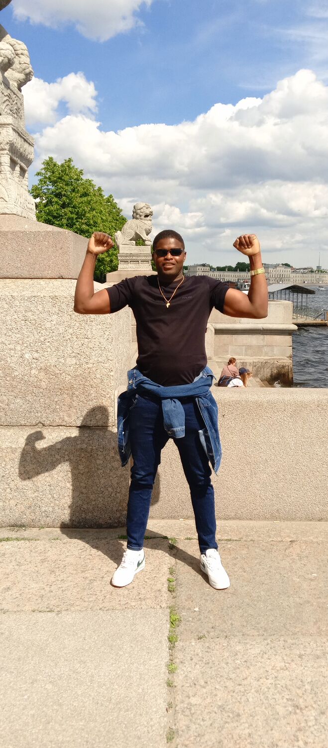  43944521  , 35 ,    -