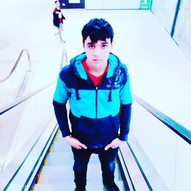  36670431  Abbos, 28 ,     