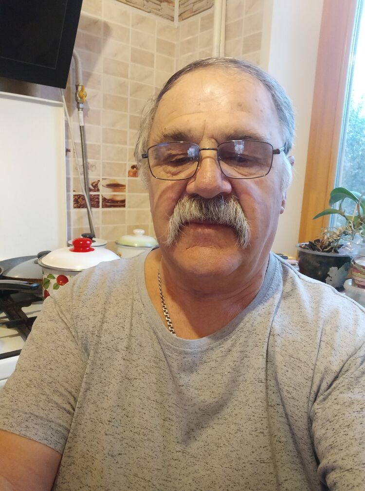  30372841   , 72 ,    