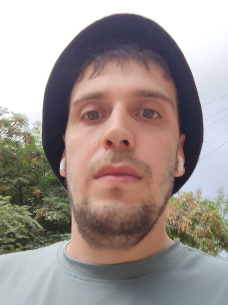  31734371  , 32 ,    