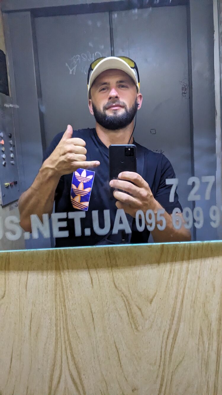  ,   Igor, 26 ,   ,   