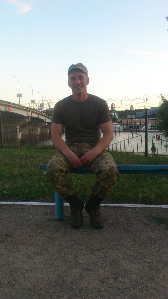  ,   Alex, 32 ,   ,   , c 