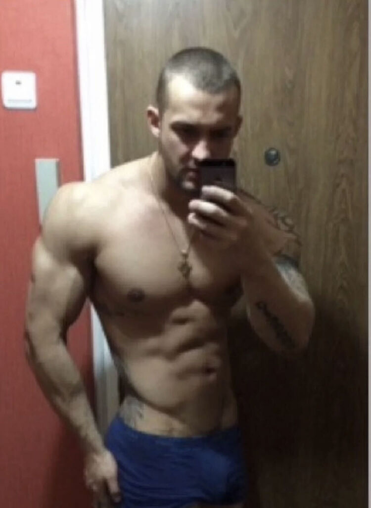  --,   Alex Lexus, 35 ,     , c 