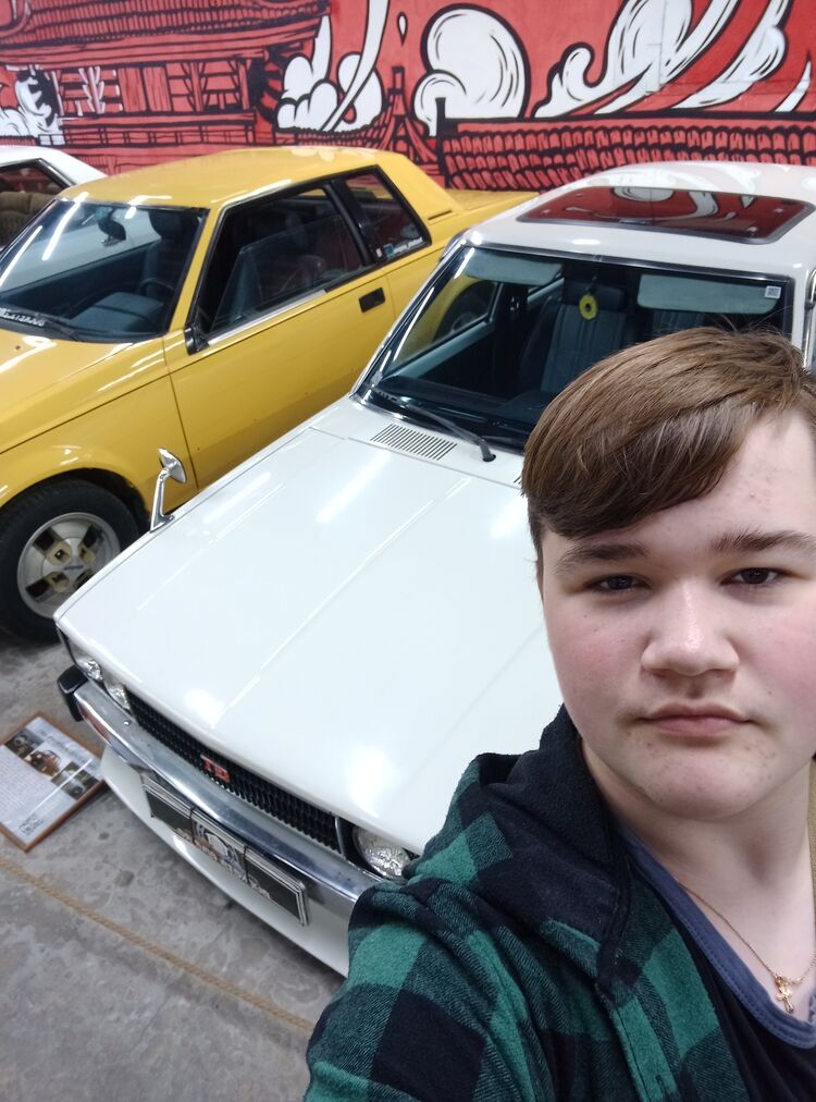 52791481  , 18 ,    
