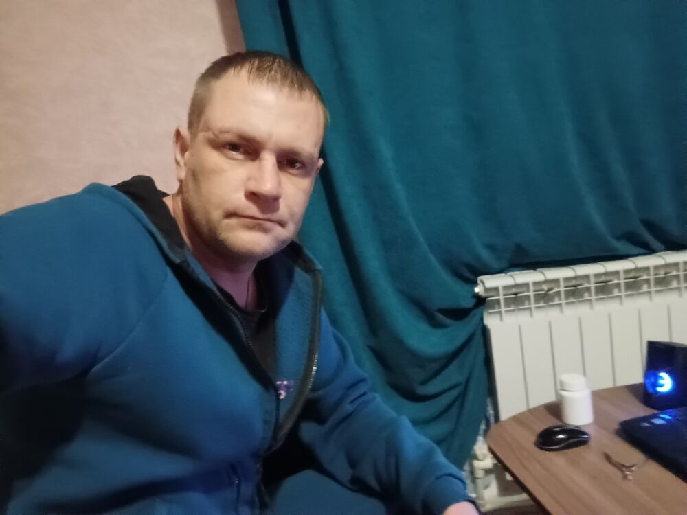  44275801  Andrey, 30 ,    -