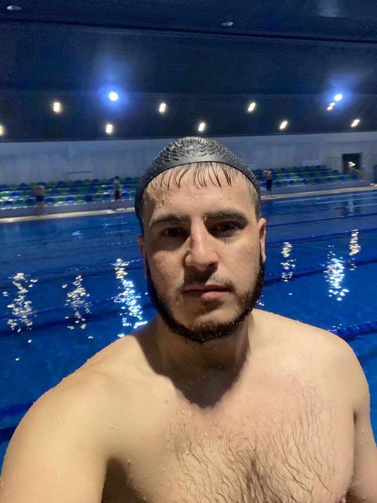  ,   Ixtiyor, 33 ,   ,   