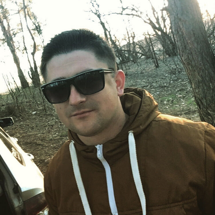  -,   , 32 ,  