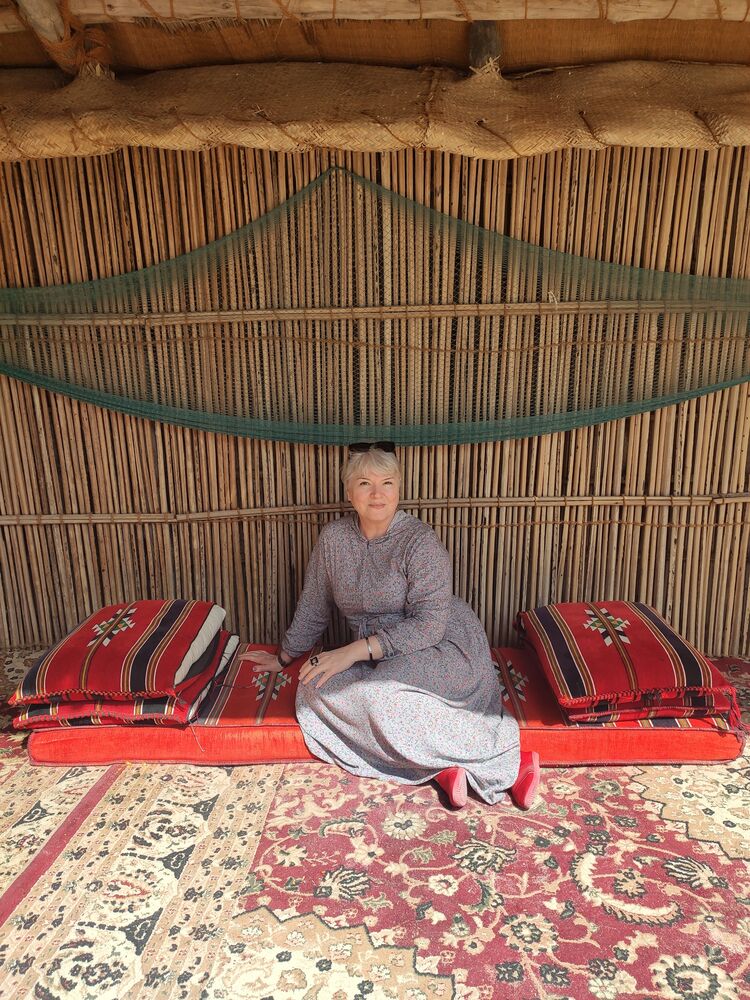  53522631  Polina, 60 ,    -