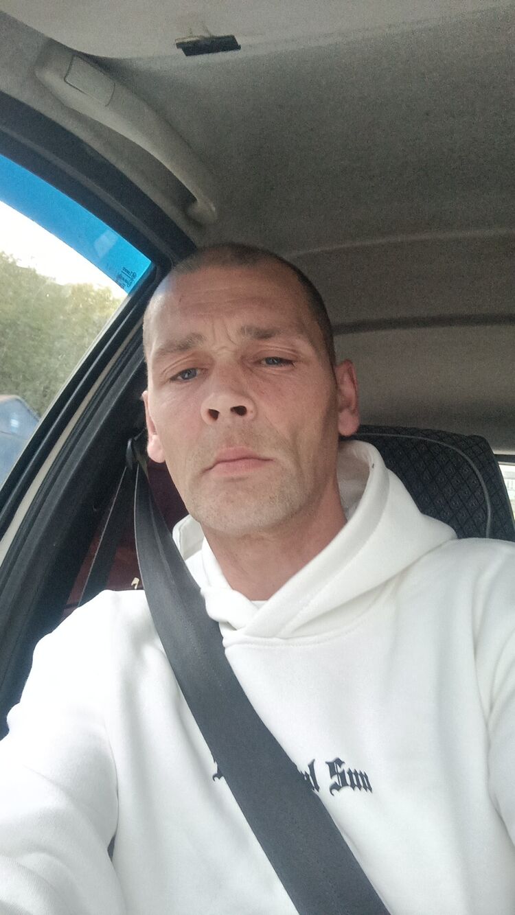  46409881  , 42 ,    