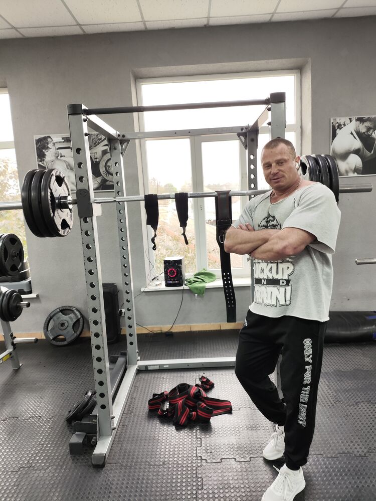  ,   Sergey, 39 ,   ,   