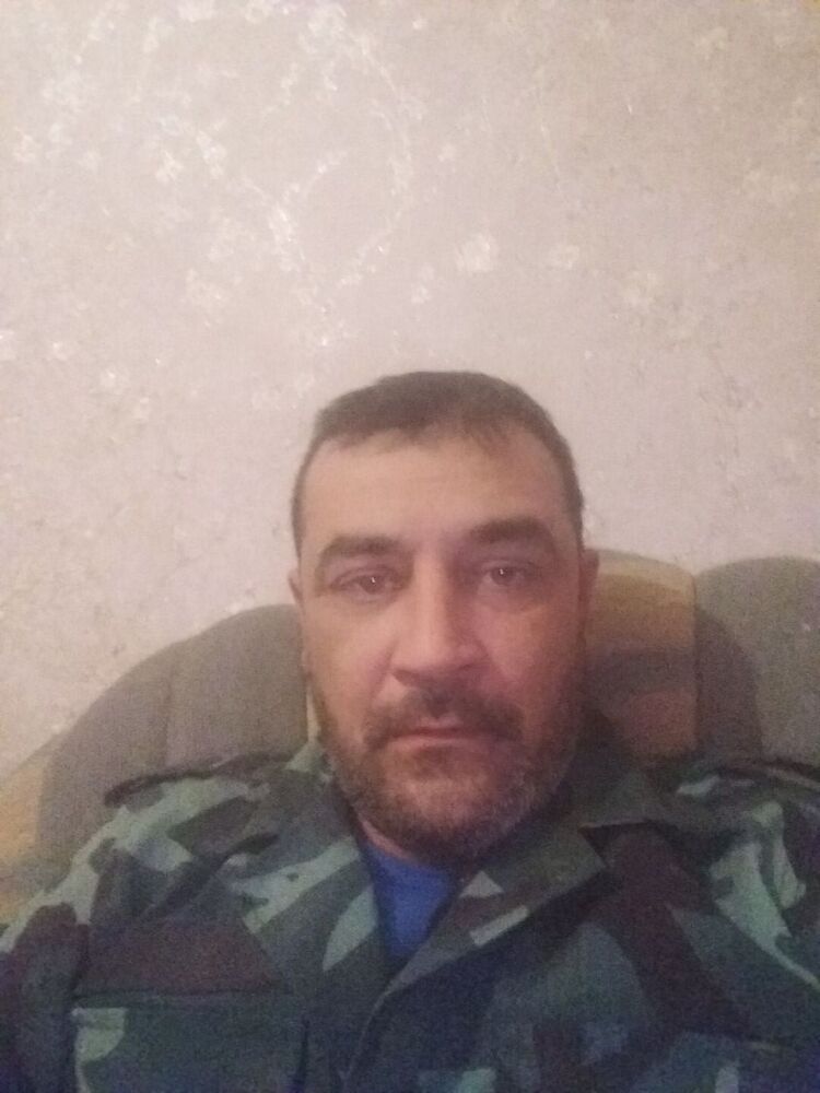  32778561  Vahid, 43 ,    