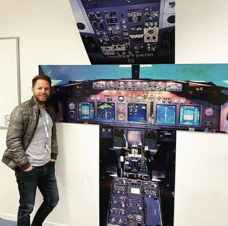 ���� 40116771 ������� John, 62 ����, ���� ���������� � ������