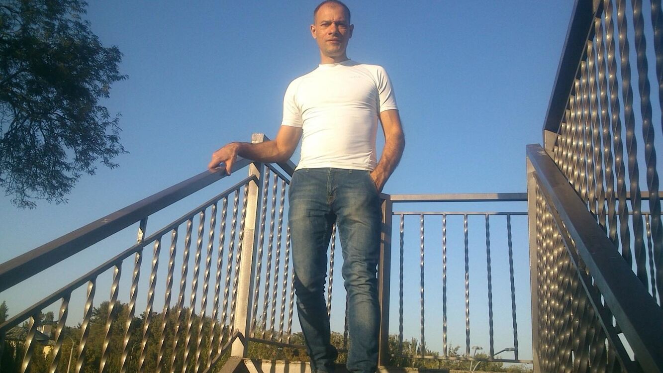  48847881  , 46 ,    