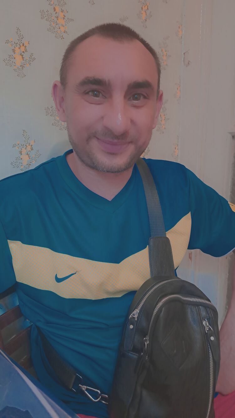  44085131  , 42 ,    