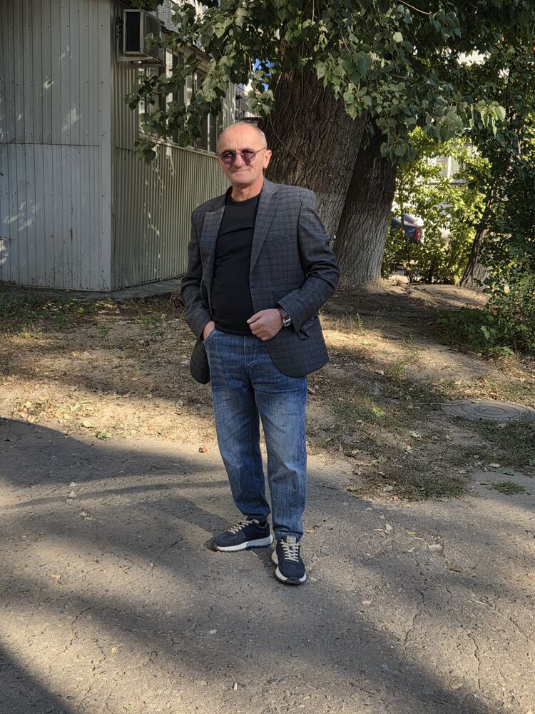  ,   , 52 ,   c 
