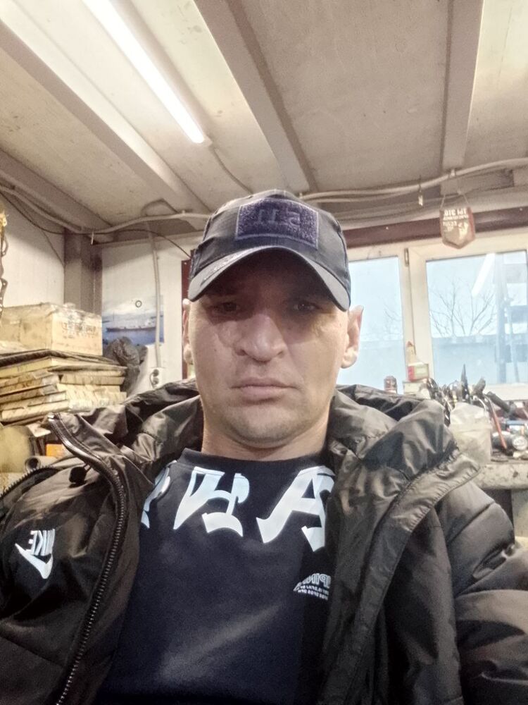  ,   , 37 ,   c 