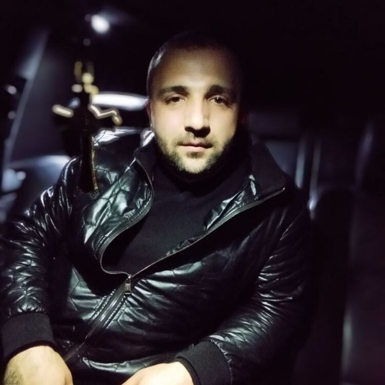 ���� 25032891 ������� Raz, 34 ����, ���� ���������� � �������