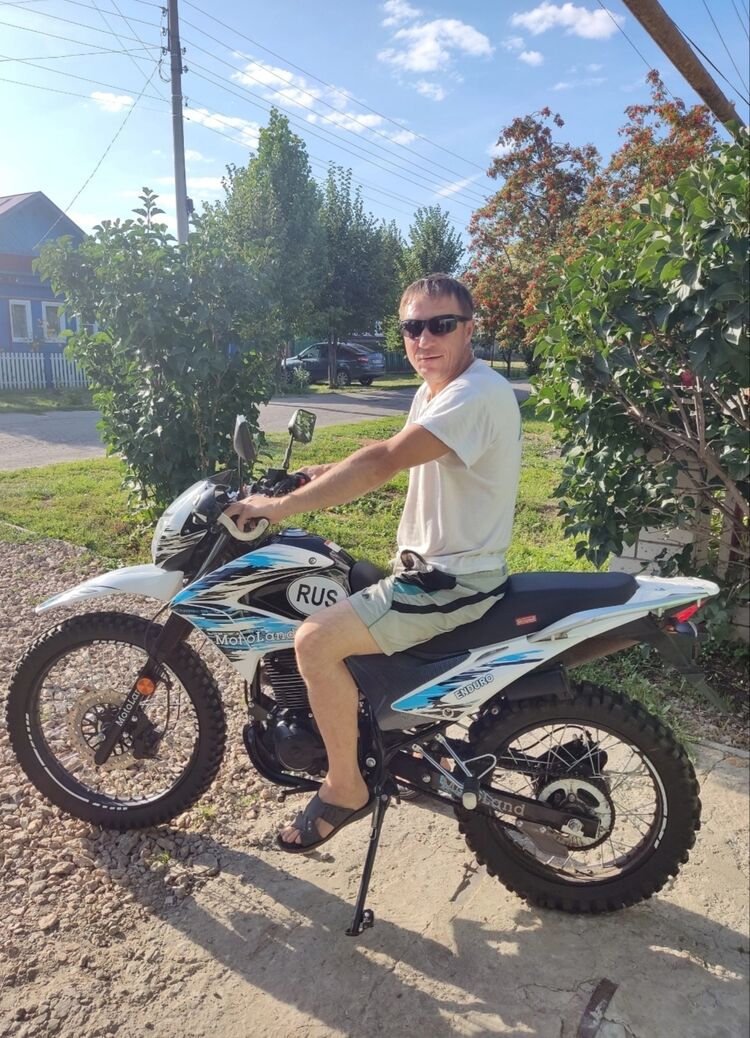  44091801  Andrey, 45 ,     