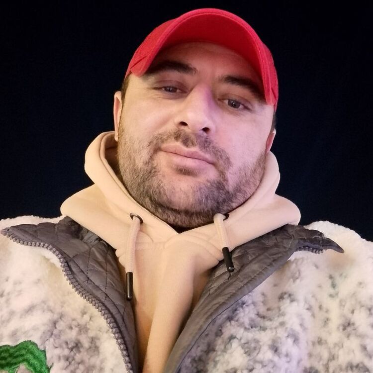  ,   Farmon, 34 ,   ,   