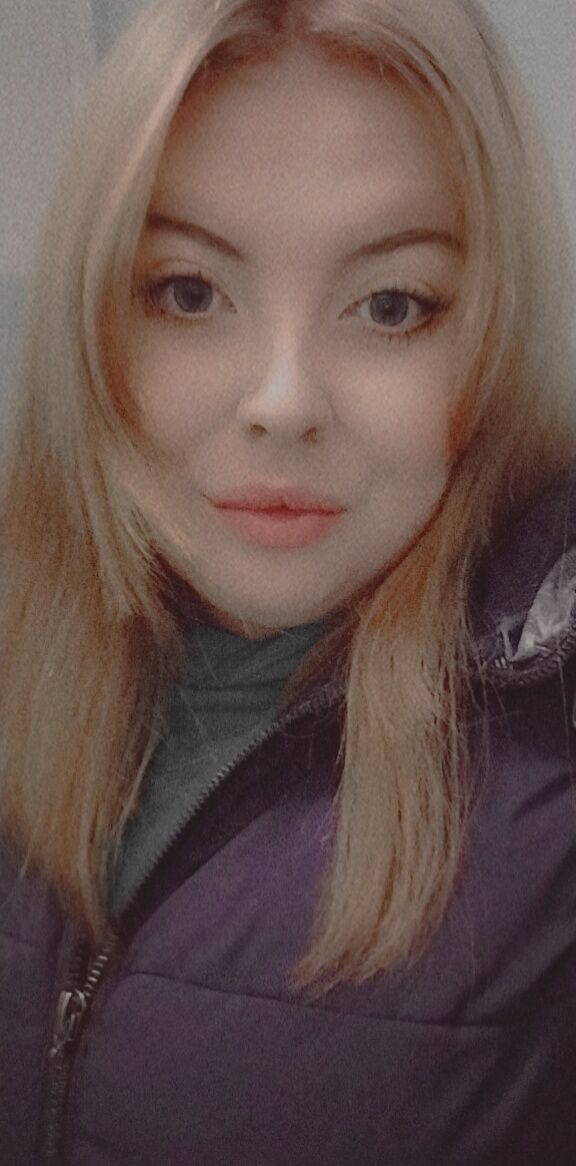  ,   Anna, 29 ,  