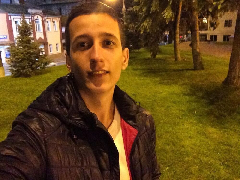  9859631  Igor, 29 ,    