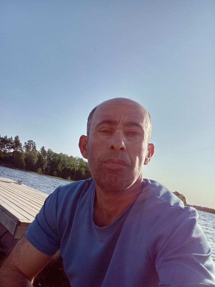  ,   Anar, 46 ,   ,   