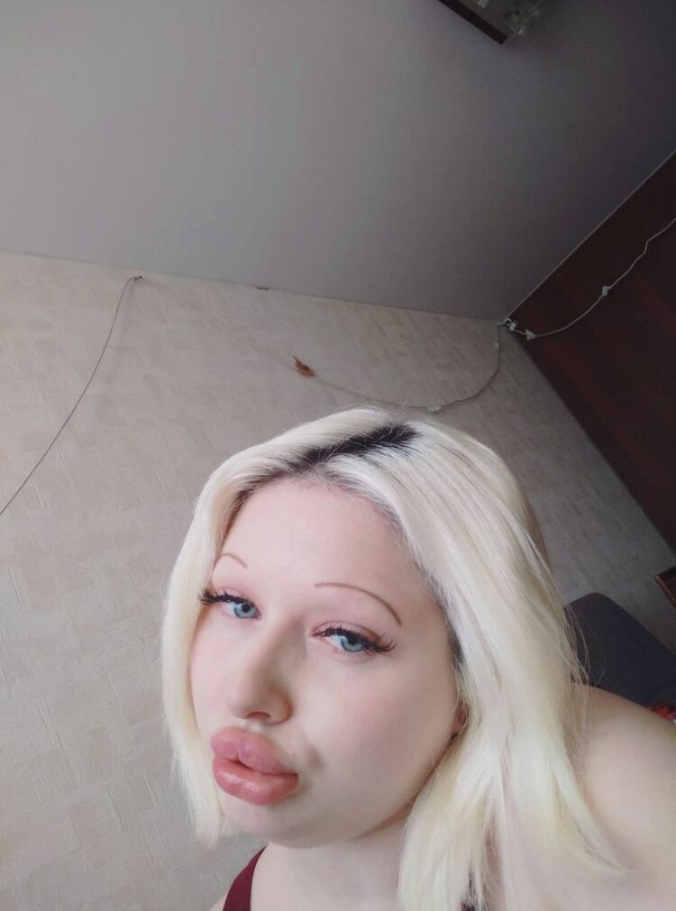  34608711  , 28 ,    