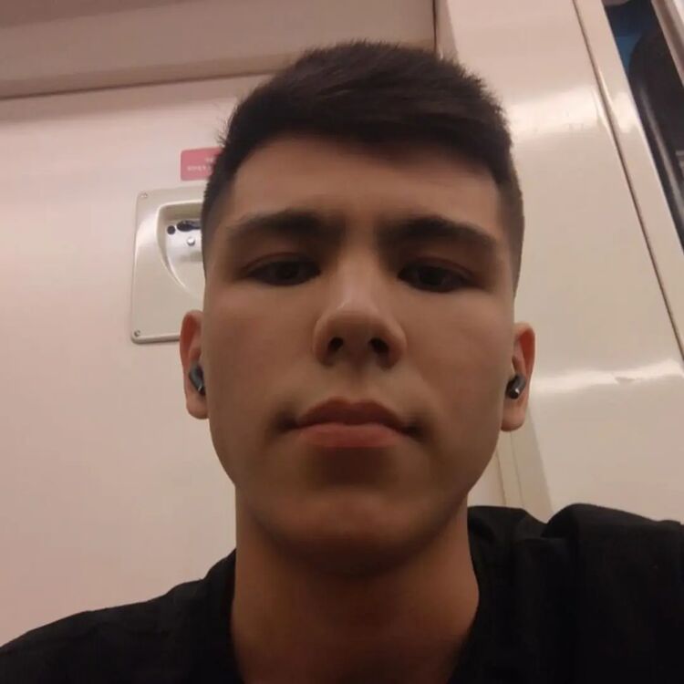  52073421  , 20 ,    